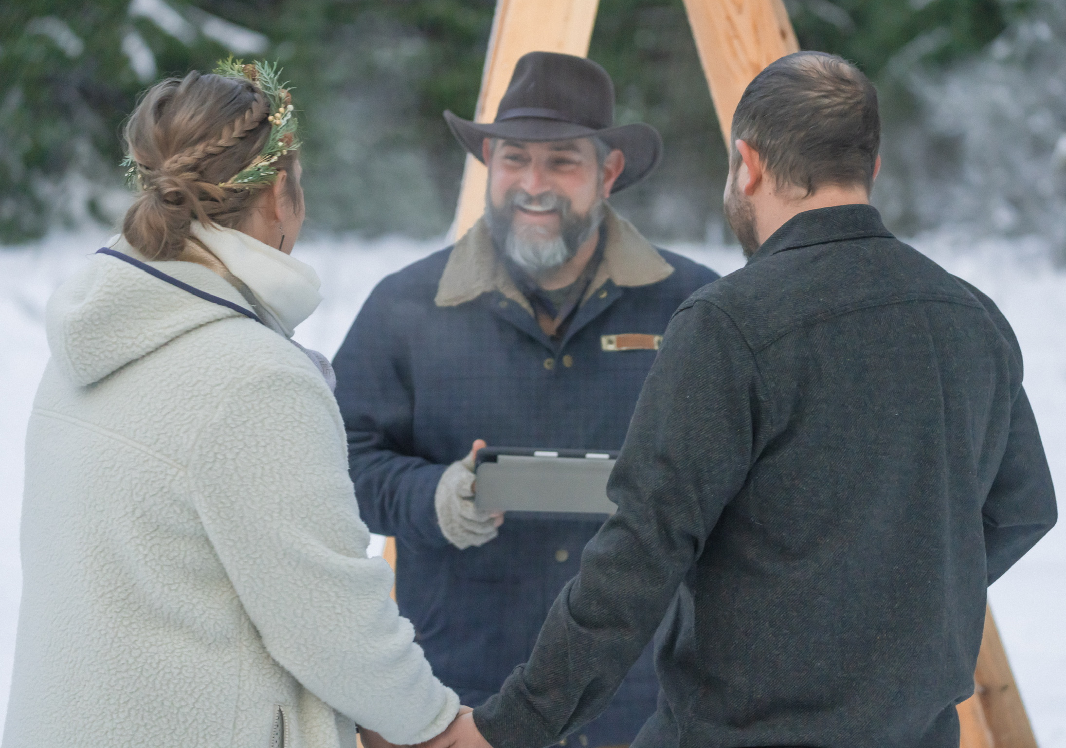 S5E1: Commitment Guy!